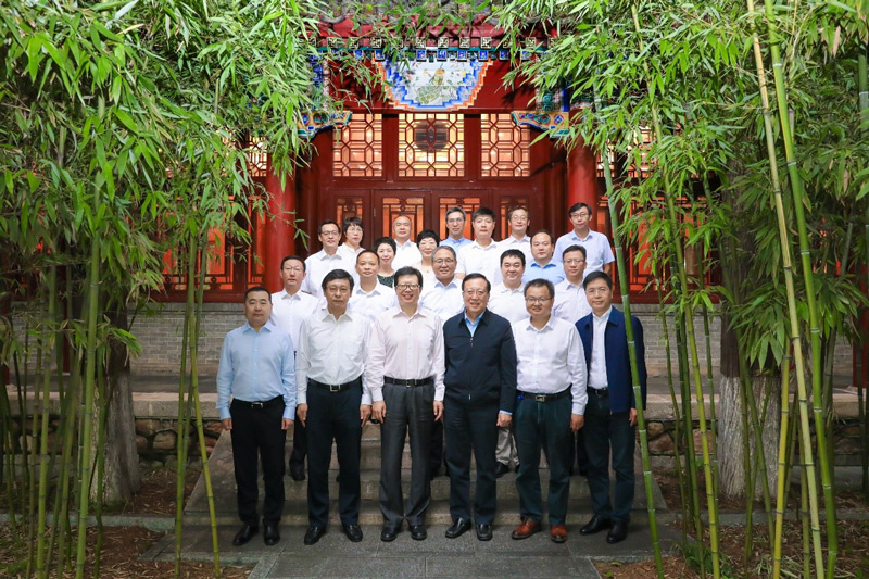 631846c8eb850.jpg 2.jpg